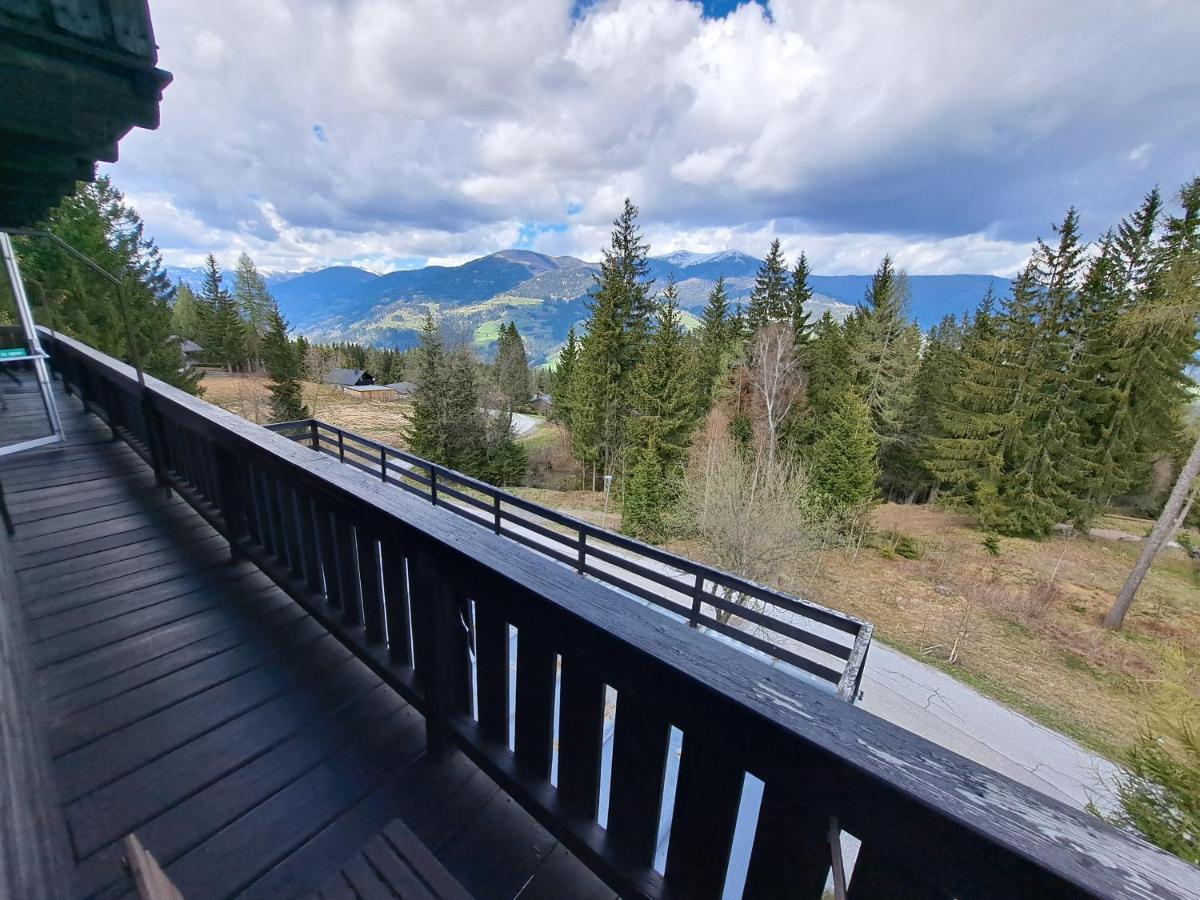 Blue Mountain Hotel Африц Екстериор снимка