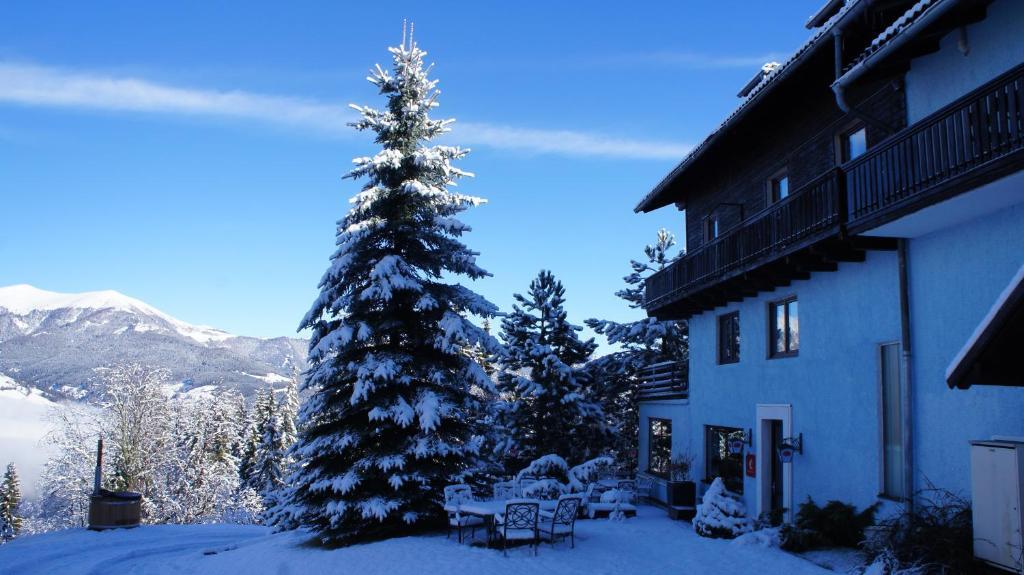 Blue Mountain Hotel Африц Екстериор снимка