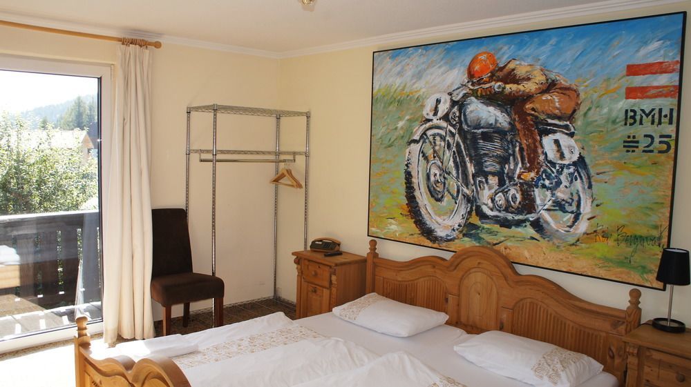 Blue Mountain Hotel Африц Екстериор снимка